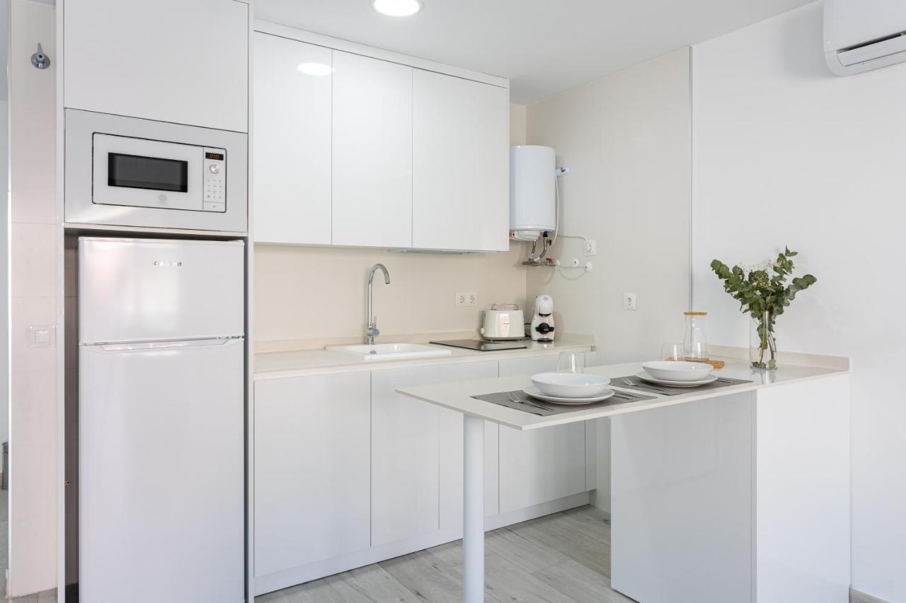 Apartamentos La Pelusa 말라가 외부 사진